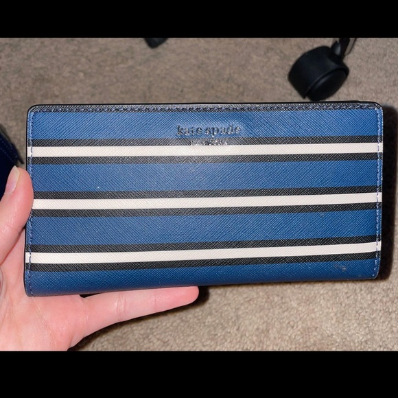 Kate Spade Wallet - Picture 1 of 4